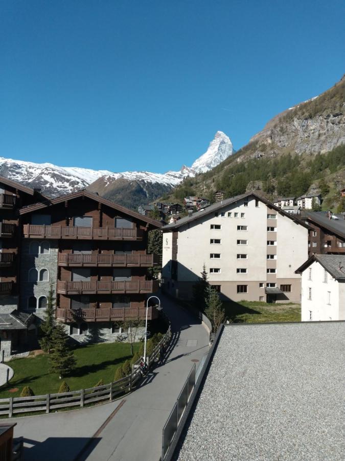 Apartamento Haus Viktoria C Zermatt Exterior foto